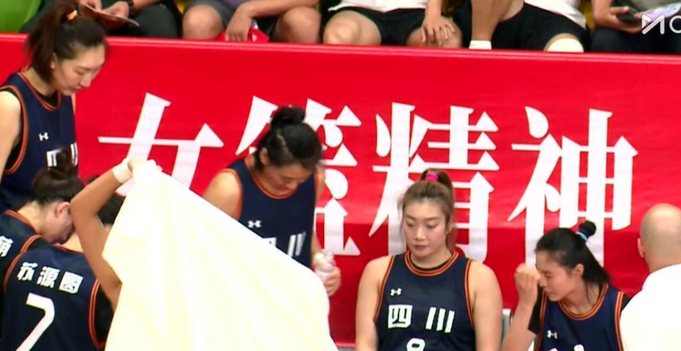 四川队采用, 势扩大至 四川队采用, 势扩大至