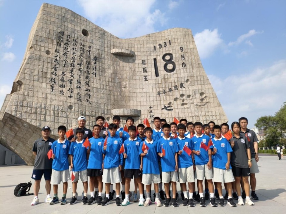 将队员们浸, tLx