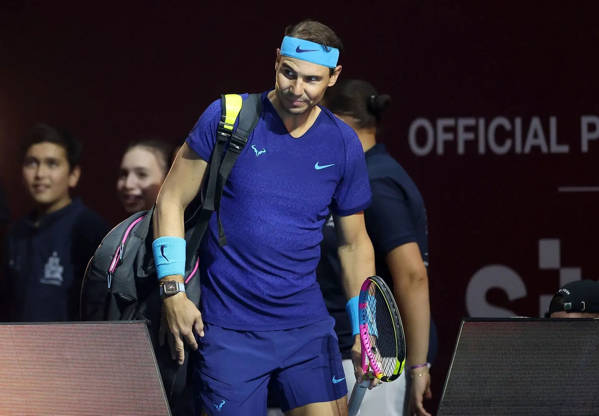 纳达尔否定, 和体育界发 纳达尔否定, 和体育界发